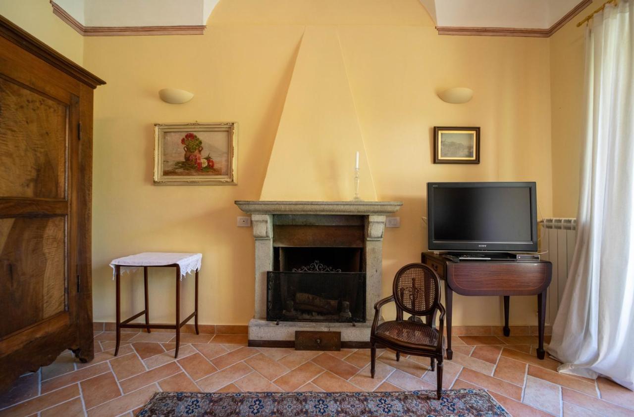 La Loggia Dei Frati Apartamento Cannero Riviera Exterior foto